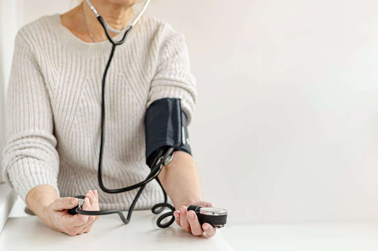 Hypertension : Les meilleurs thés et tisanes pour faire baisser la tension artérielle selon ces études