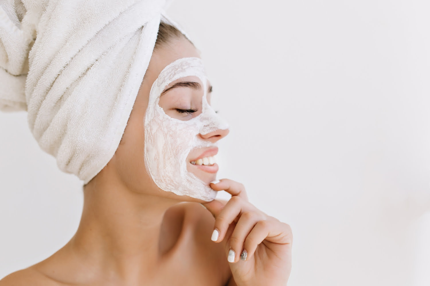 Suggerimenti naturali per ridurre i pori dilatati
