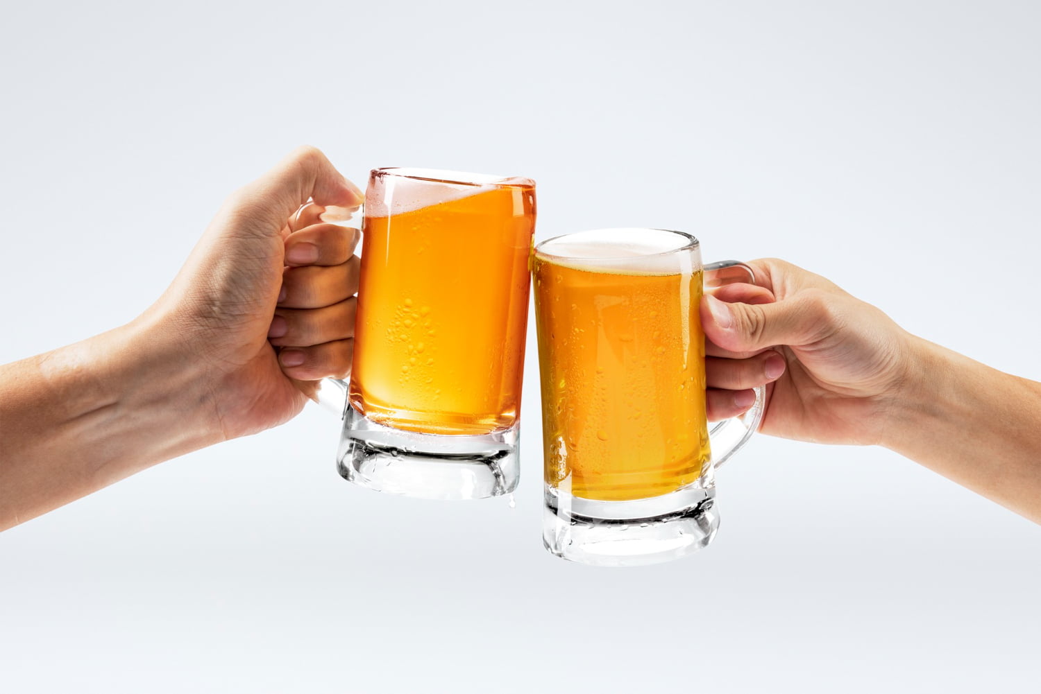 Bere birra per abbassare il colesterolo: una buona idea?
